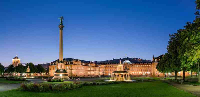 Baden-Württemberg-Ticket - Schlossplatz Stuttgart