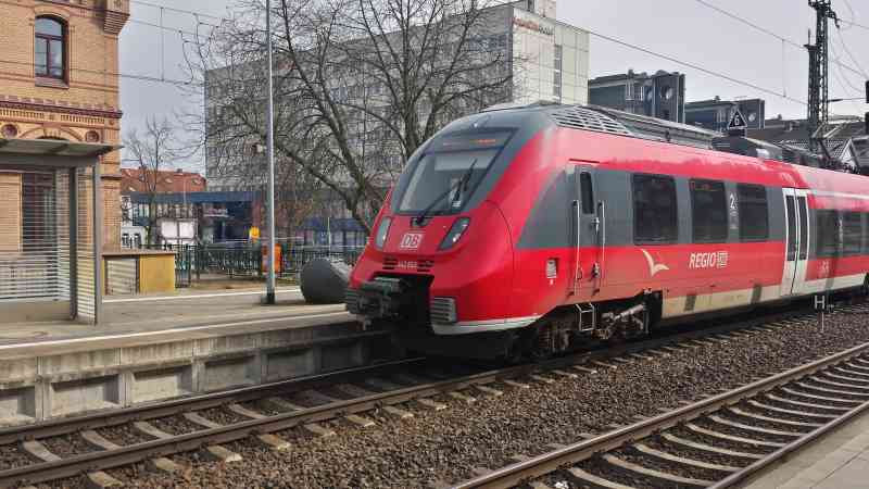 Bahn schafft Wochenendticket ab im Juni 2019 ist Schluss!