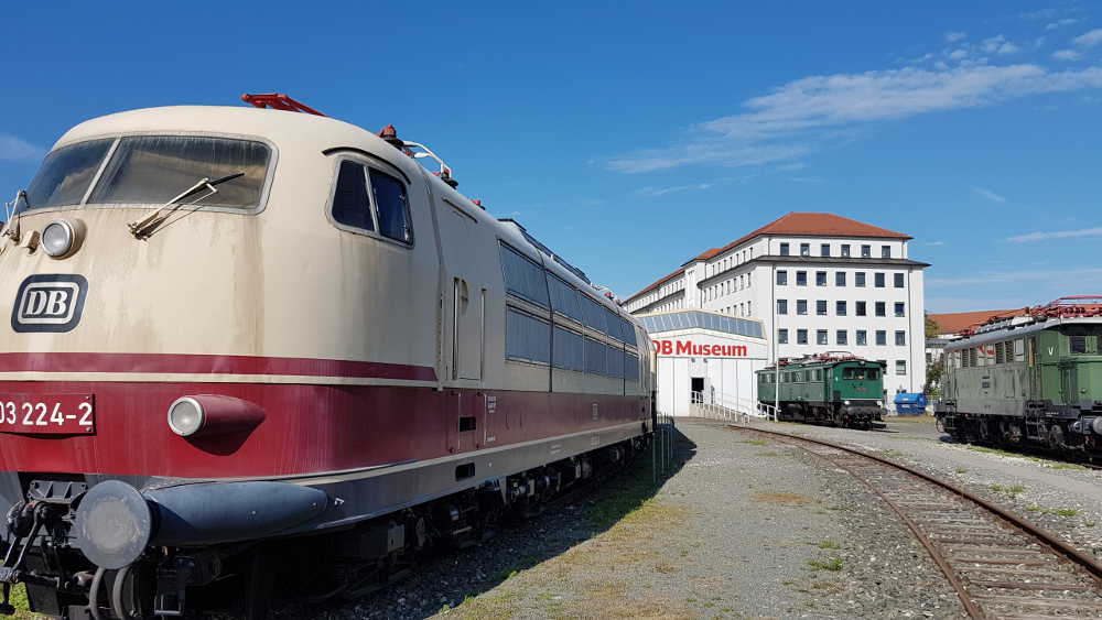 File:280 005 im Freigelände des DB-Museums Nürnberg.jpg - Wikimedia Commons